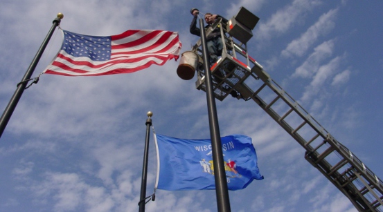 Flagpole Repairs and Flagpole Re-Roping - Flag Center, Milwaukee